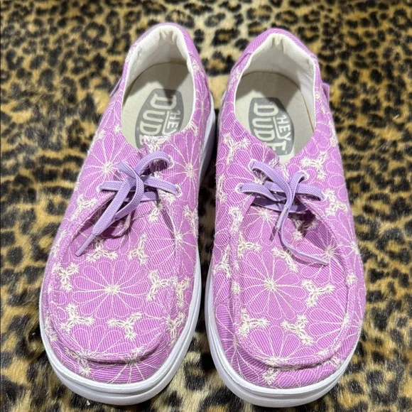 Hey Dude Women’s Lavender Floral Sneakers - Picture 1 of 9